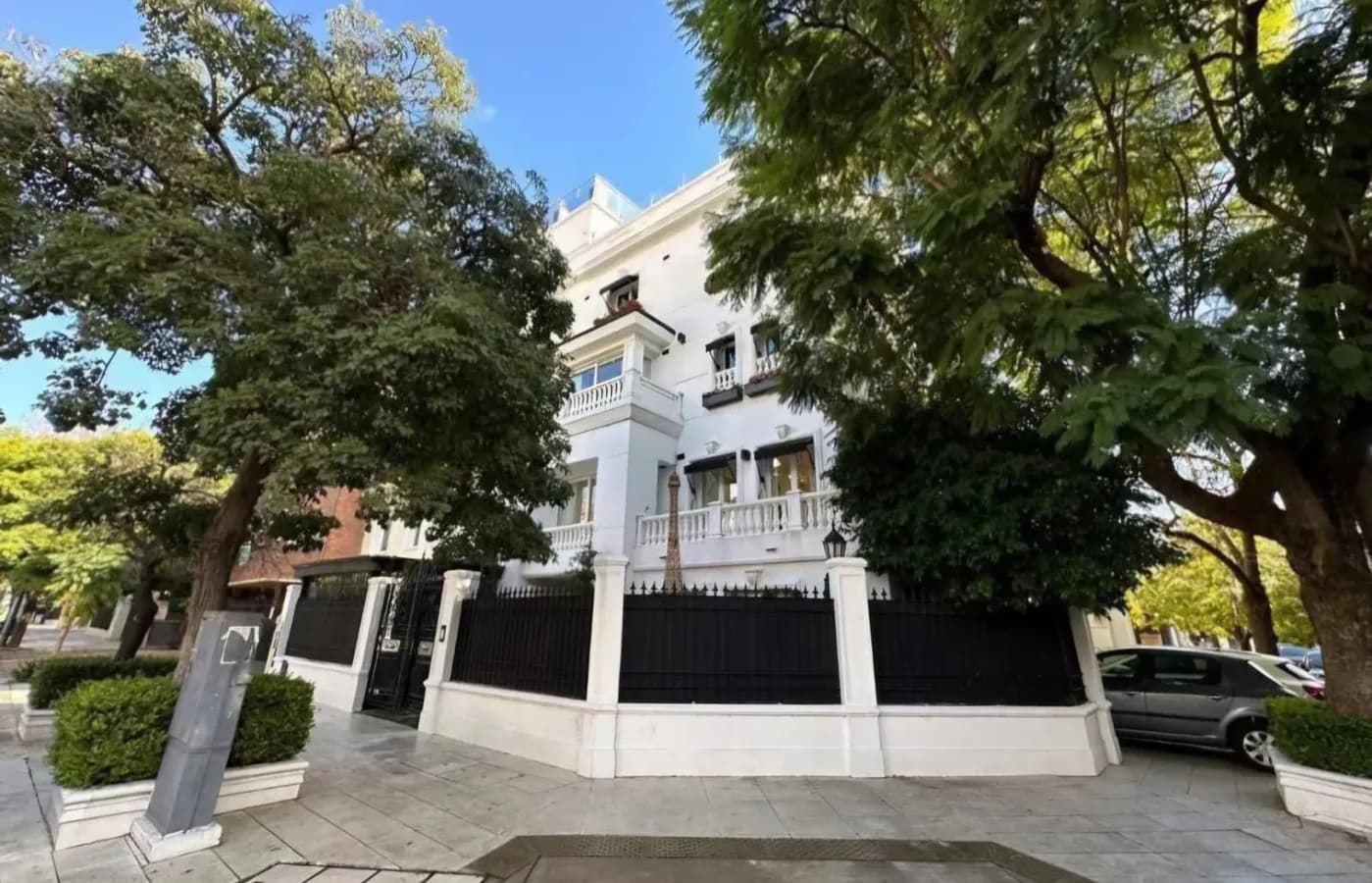 Compró una mega mansión en Barrio Parque por USD 3.600.000: cómo es la propiedad que eligió el primer REIT argentino y quién la habitó