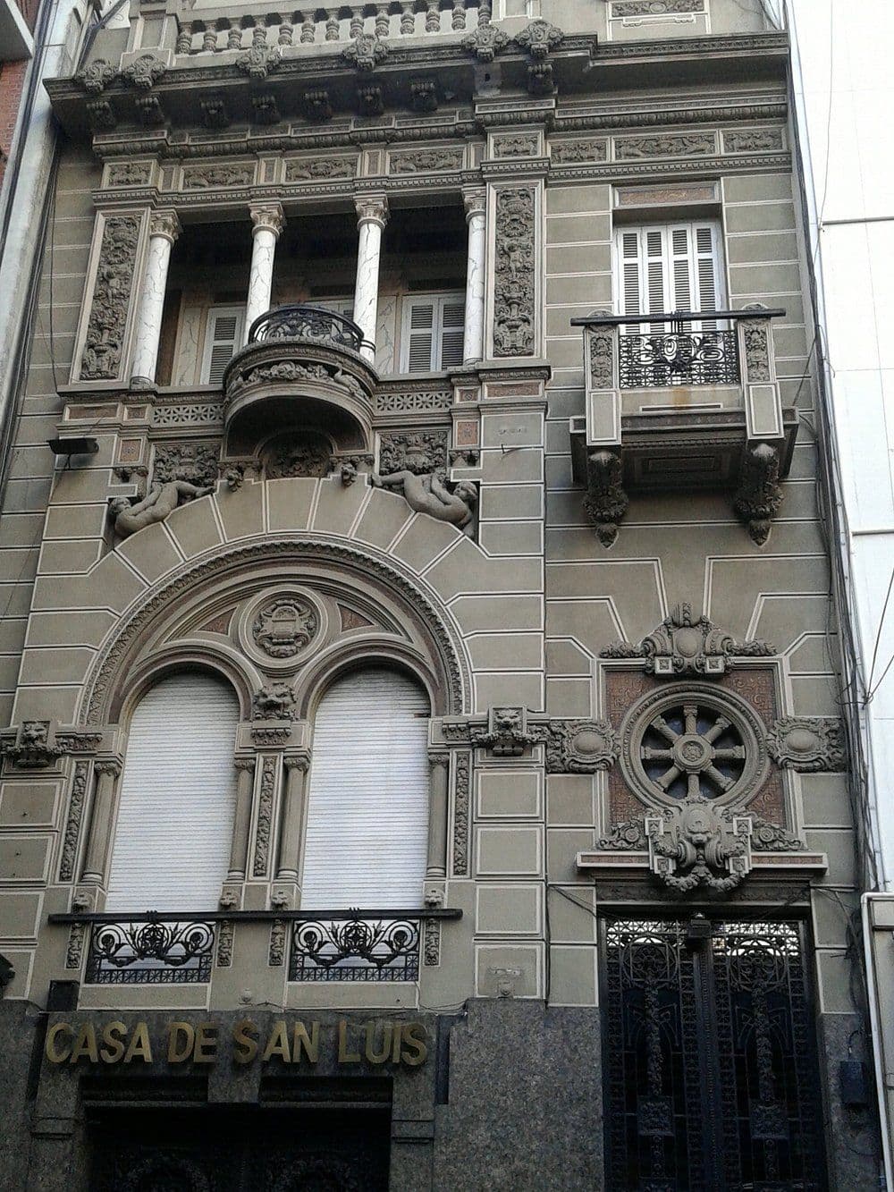 El Palacio Lagomarsino, una joya Art Nouveau que San Luis vuelve a poner en venta: ¿Cuánto vale?