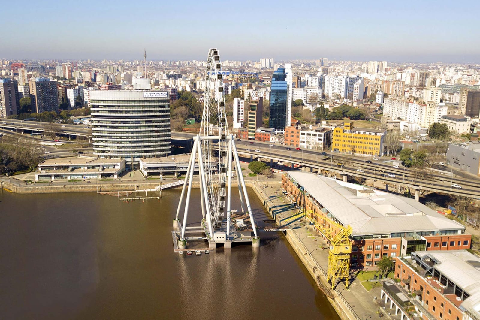 La Rueda de Buenos Aires avanza en Puerto Madero: dónde se construye, cuánto cuesta y cuándo se podrá subir