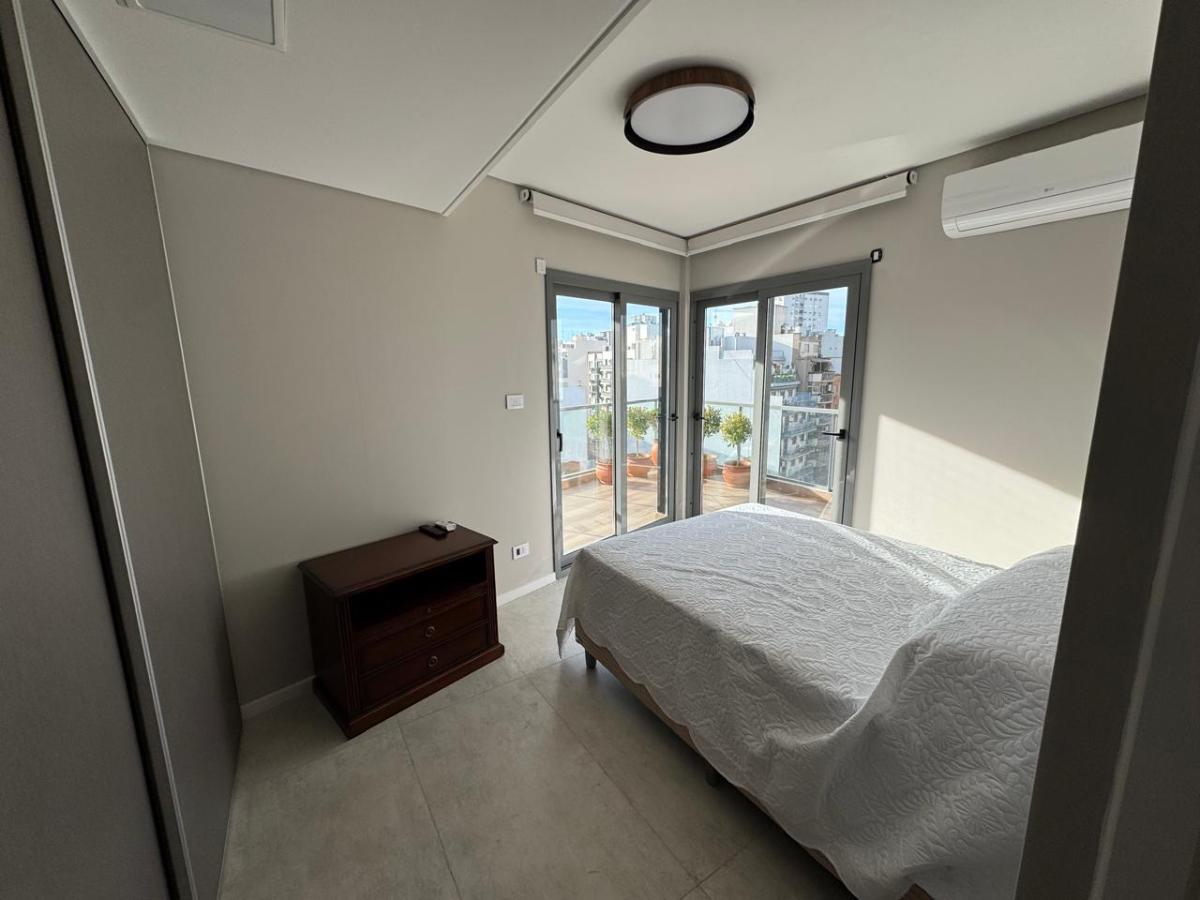 Un dos ambientes en Caballito, si es relativamente nuevo y con balcón supera los $850.000 mensuales