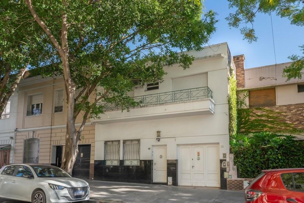 Venta de un inmueble como terreno en Washington al 2800 en el barrio de Coghlan